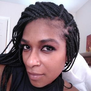 Meet your Posher, Roxann